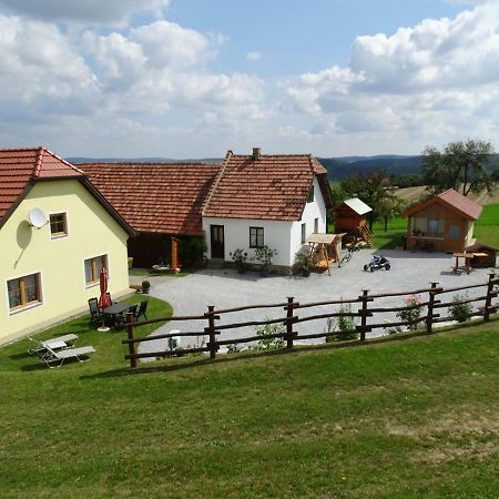 Gaestehaus Zur Alten Buche Eisengraberamt Exterior photo